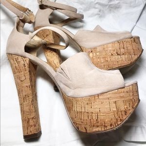 Bone 🦴 white High heels 👠